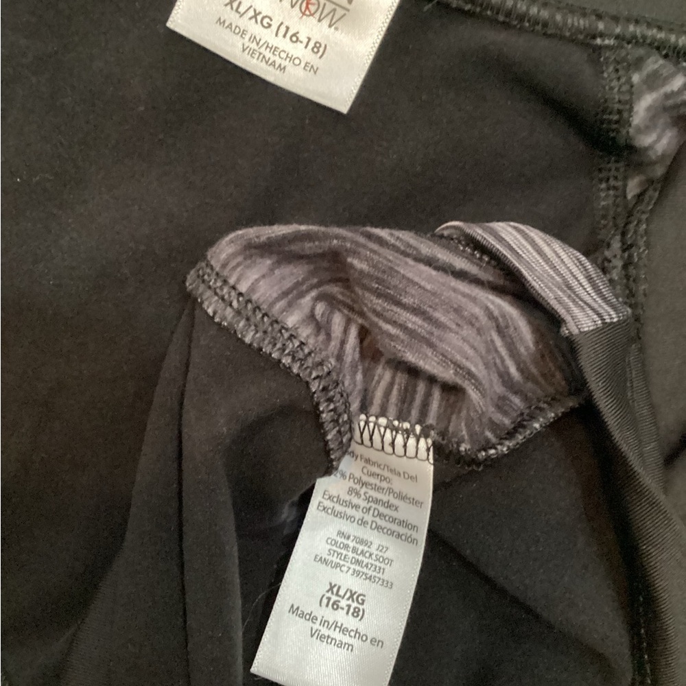 Danskin Now half zip pullover long sleeve activewear Woman’s XL 16/18 - Picture 10 of 10